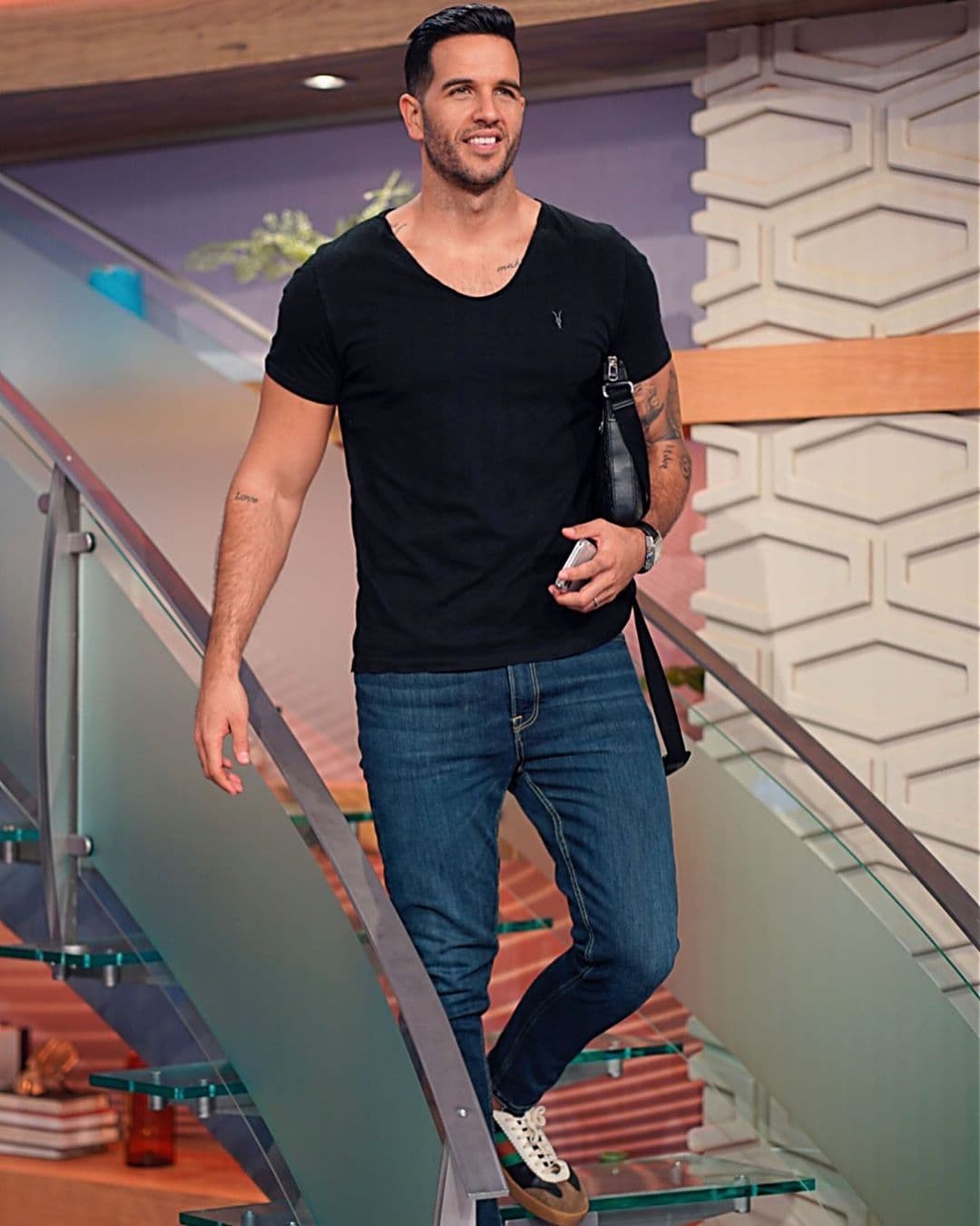 Yisus se considera bendecido en el plano profesional como en el personal. Desde el año 2000 que llegó a Estados Unidos ha escalado la montaña del éxito.