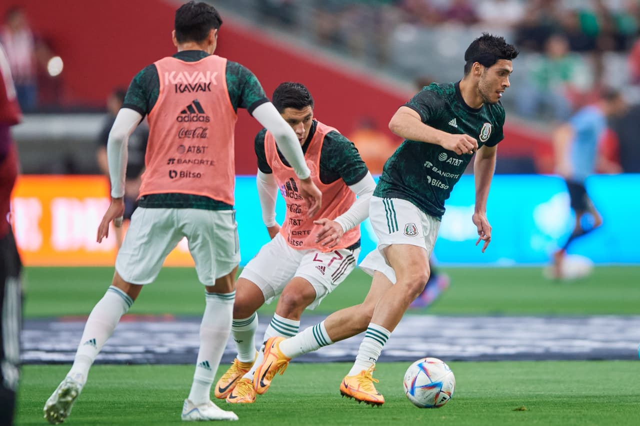 La selección mexicana tuvo uno de sus partidos más oscuros en la era del ‘Tata’ Martino y con doble de Edinson Cavani, Uruguay le pasó por encima a un Tri, que generó dudas, incertidumbre y preocupación a menos de 6 meses de Qatar 2022.