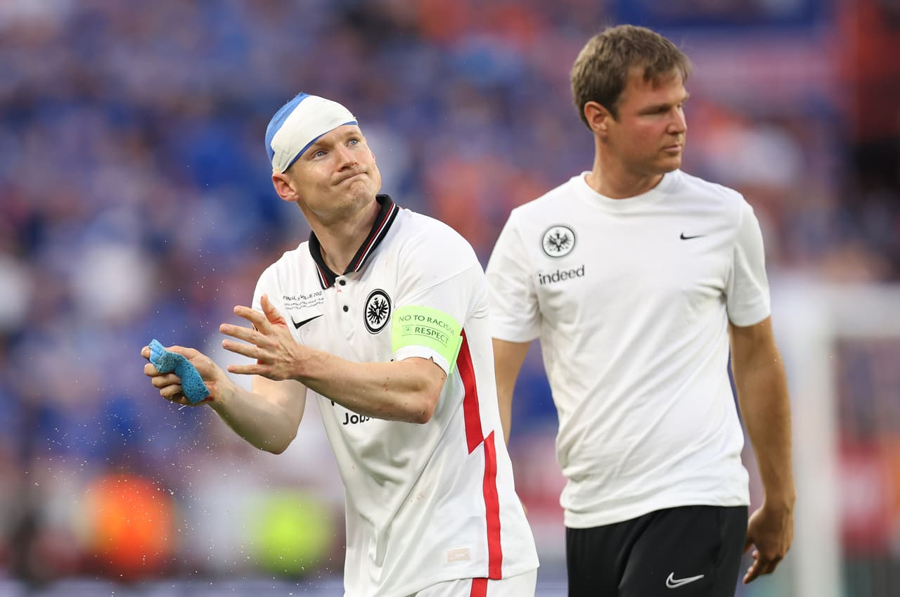 Eintracht Frankfurt ganó en la serie de penales el título de campeón de la Europa League sobre el Rangers tras quedar 1-1 en 120 minutos; tercer título UEFA y segunda de Europa League.