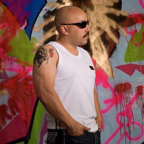 Sin embargo, el 4 de mayo Lupillo Rivera comenzó el proceso de divorcio argumentando que era por “diferencias irreconciliables”, lo que desató una serie de especulaciones.