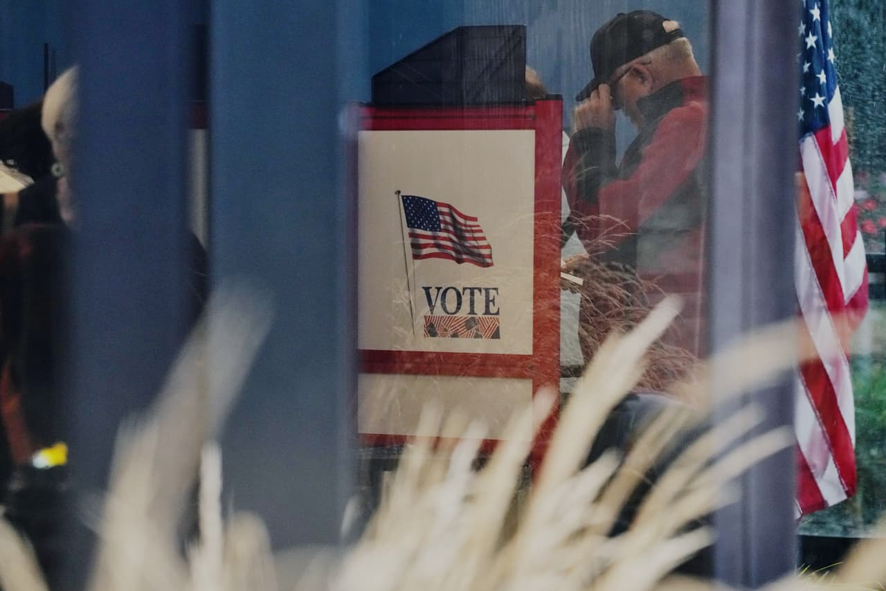 La agencia de ciberseguridad de EEUU publica su plan de infraestructura electoral 40 días antes de las elecciones de mitad de mandato