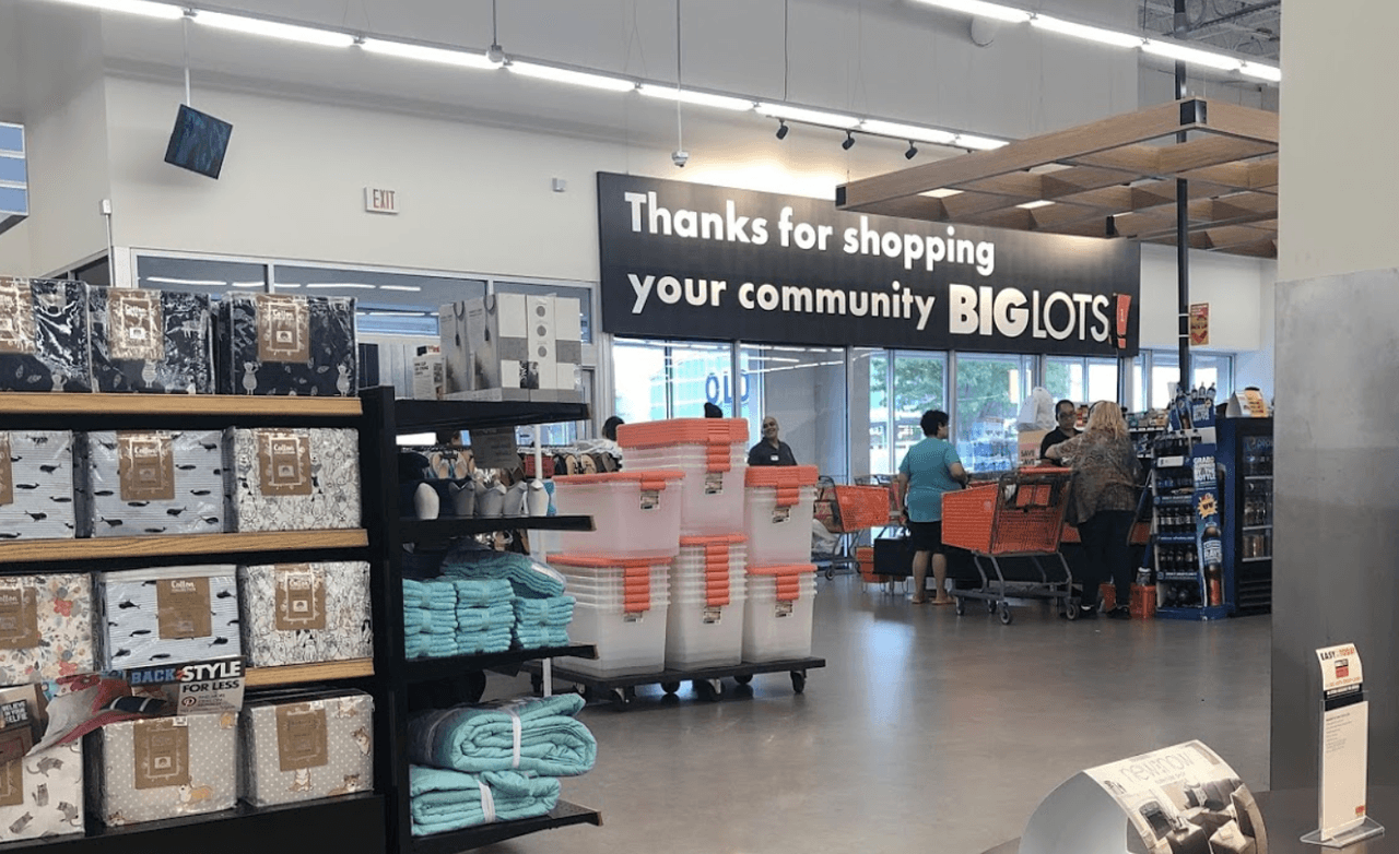 <b>Big Lots</b>. Sus puertas abrirán a las 7 AM en Thanksgiving.