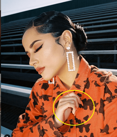 ¿Qué me dices de este naranja? Súper vivo, pero al mismo tiempo elegante, muy en el pantone de colores que dictarán la moda en el verano.