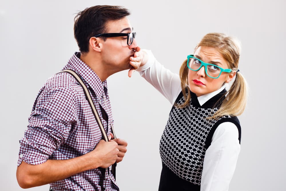 Con la fase inicial de la Luna en tu signo el día 9 tu vida amorosa adquiere un dinamismo diferente, lleno de posibilidades. Lo mejor es que quien no te conviene se aleja definitivamente de ti.