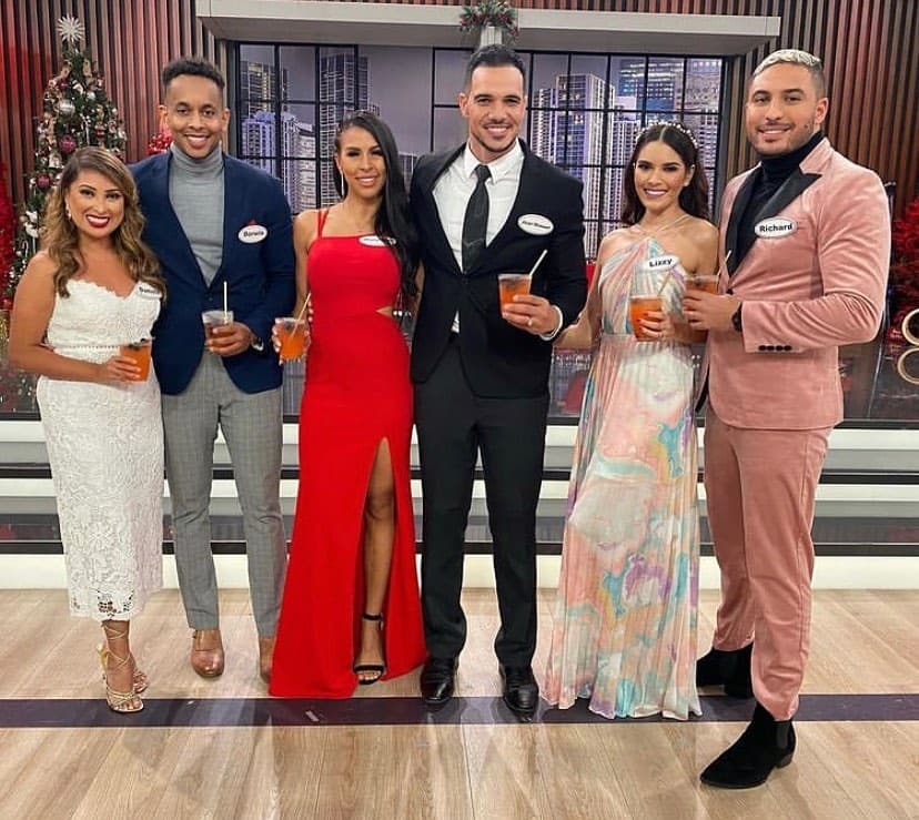 Daniela y sus compañeras Mariajosé y Lizzy, fueron de las primeras amorosas que se comprometieron en Enamorándonos.