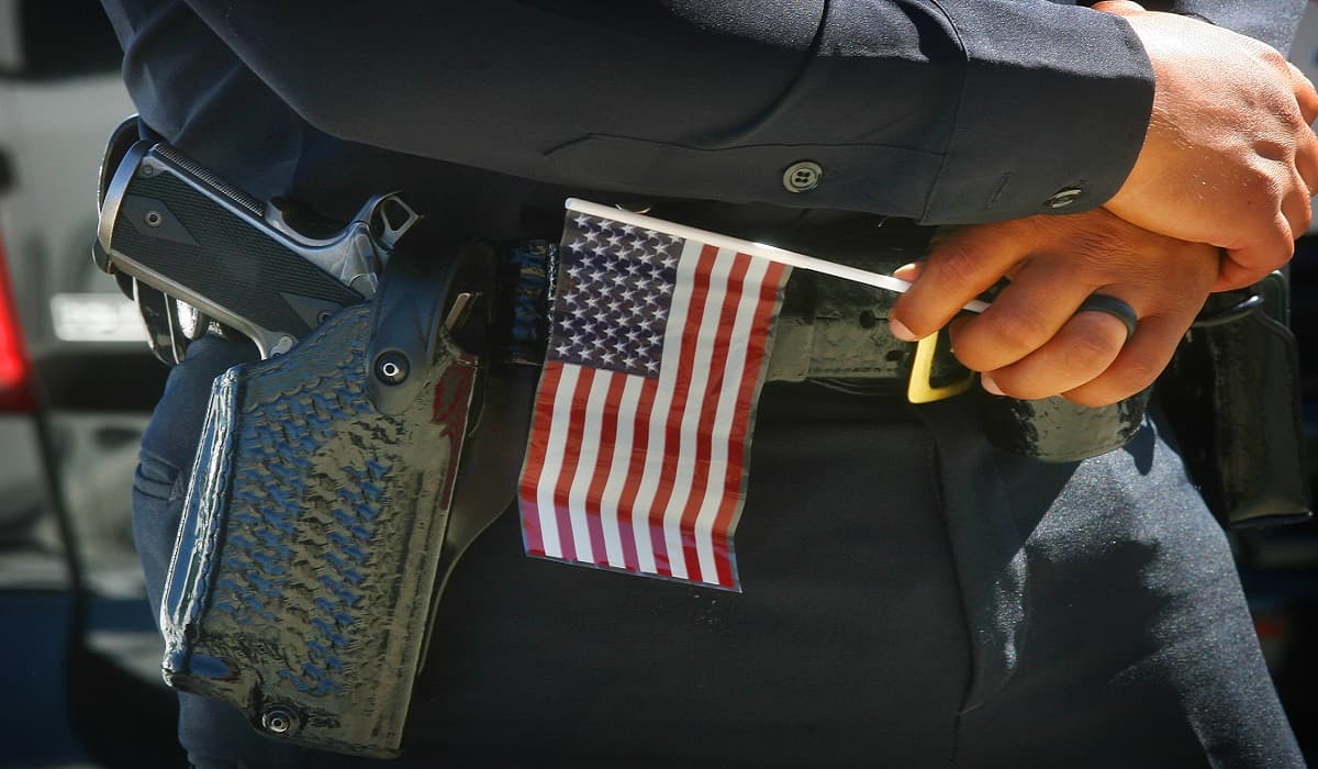 Un oficial muere tiroteado en California, el cuarto agente fallecido en este estado en octubre