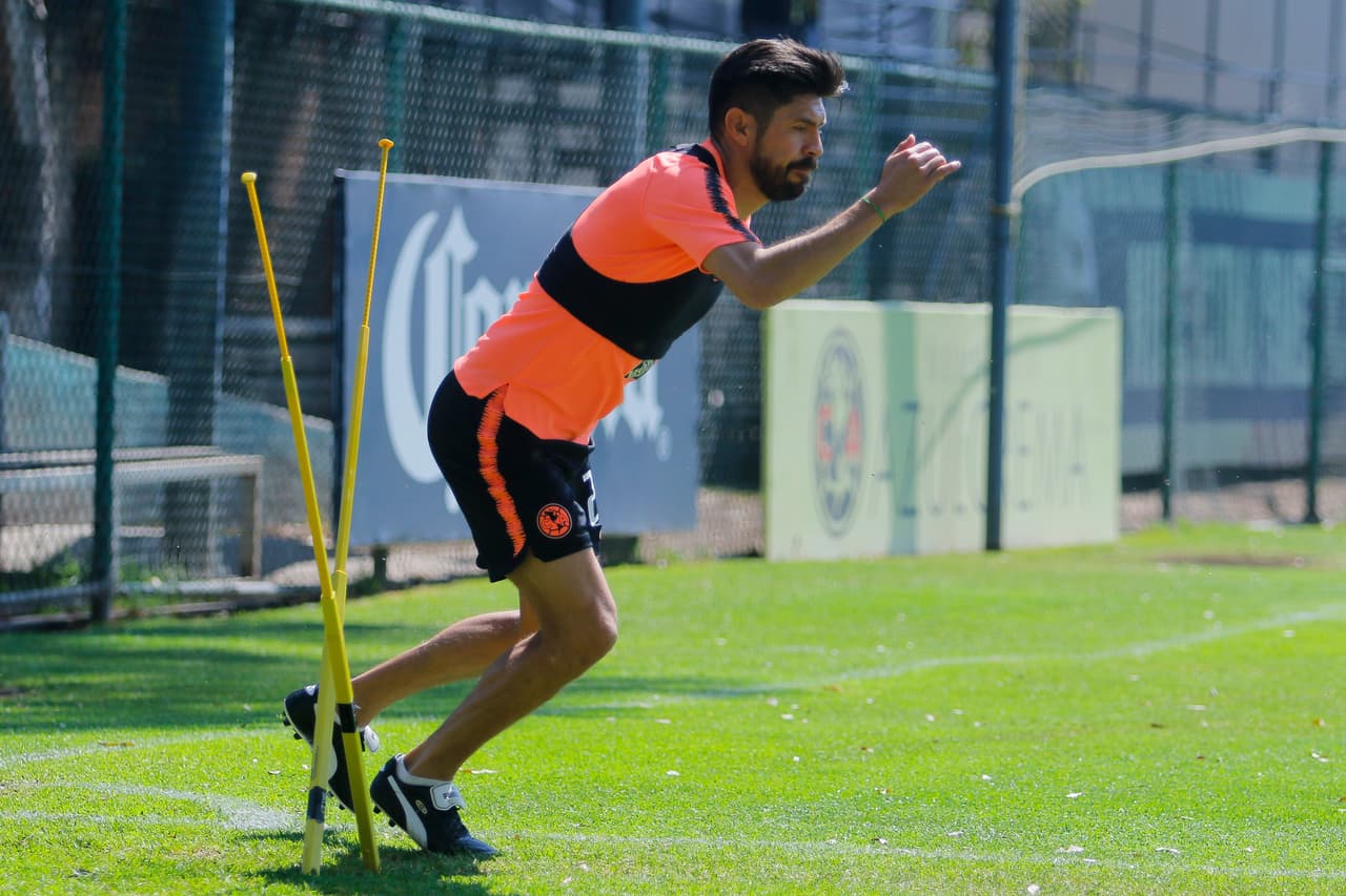 Oribe Peralta está cada día más cerca de volver a las canchas