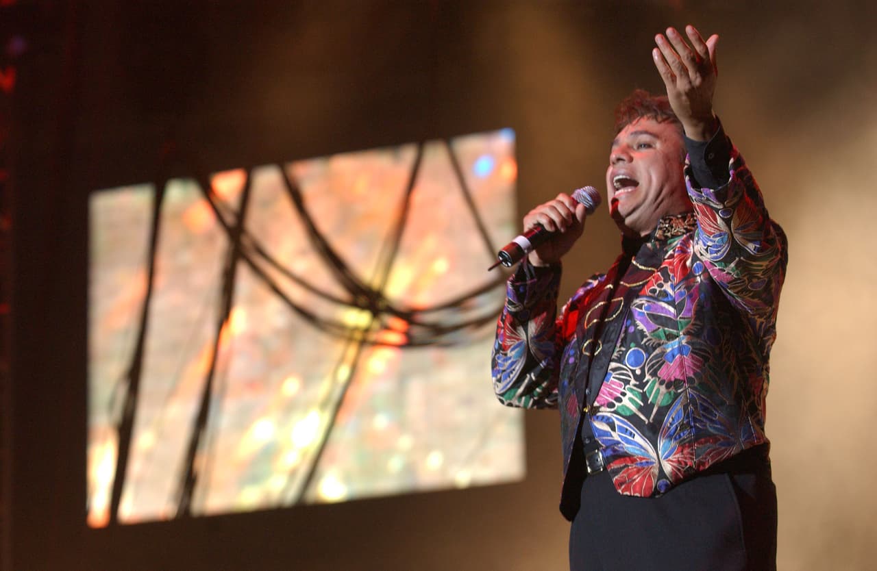 Posterior a ello, el cantante tuvo que ser internado en la 'Ciudad del Pecado'.