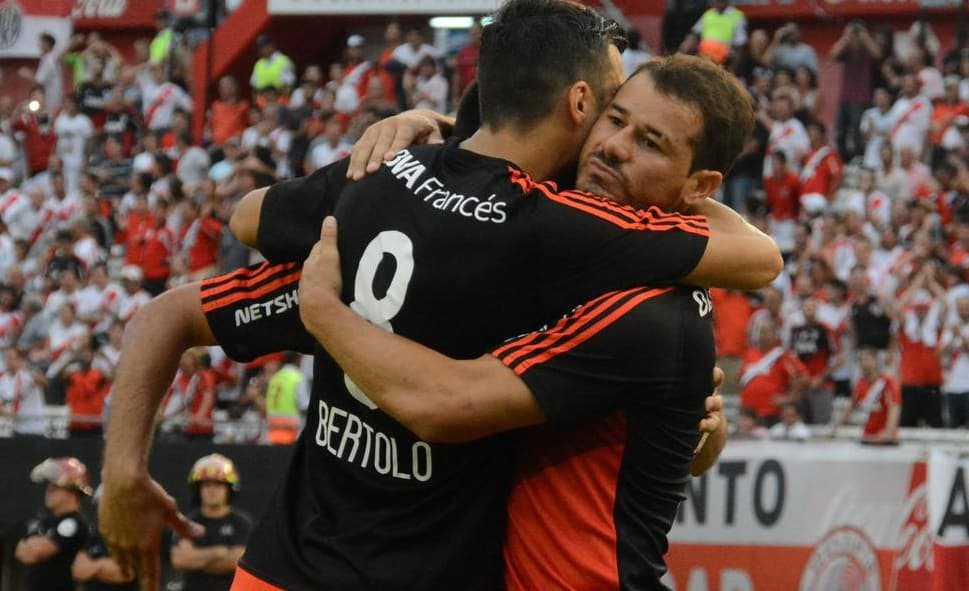 River Plate hace su presentación con goleada sobre Quilmes