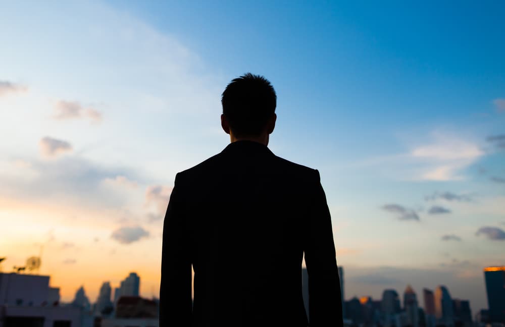 <b>SIGNOS DE AIRE (GÉMINIS, LIBRA Y ACUARIO)</b>
<br>Un novilunio espectacular ya que con el inicio de mes se abre un camino nuevo. Una puerta cerrada que estabas tocando se abre.