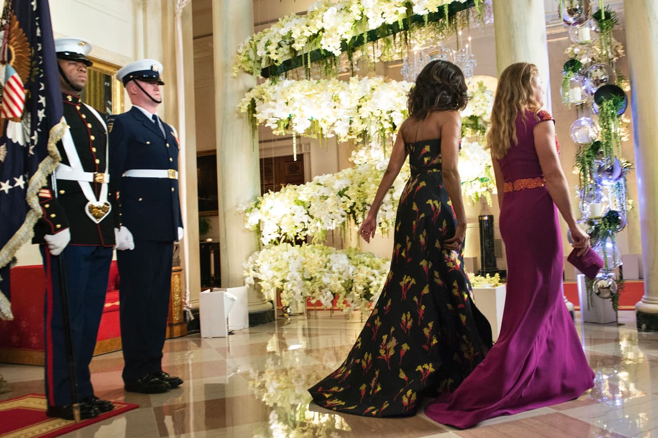 Michelle Obama, en Jason Wu; Sophie Grégoire-Trudeau, en Lucian Matis.