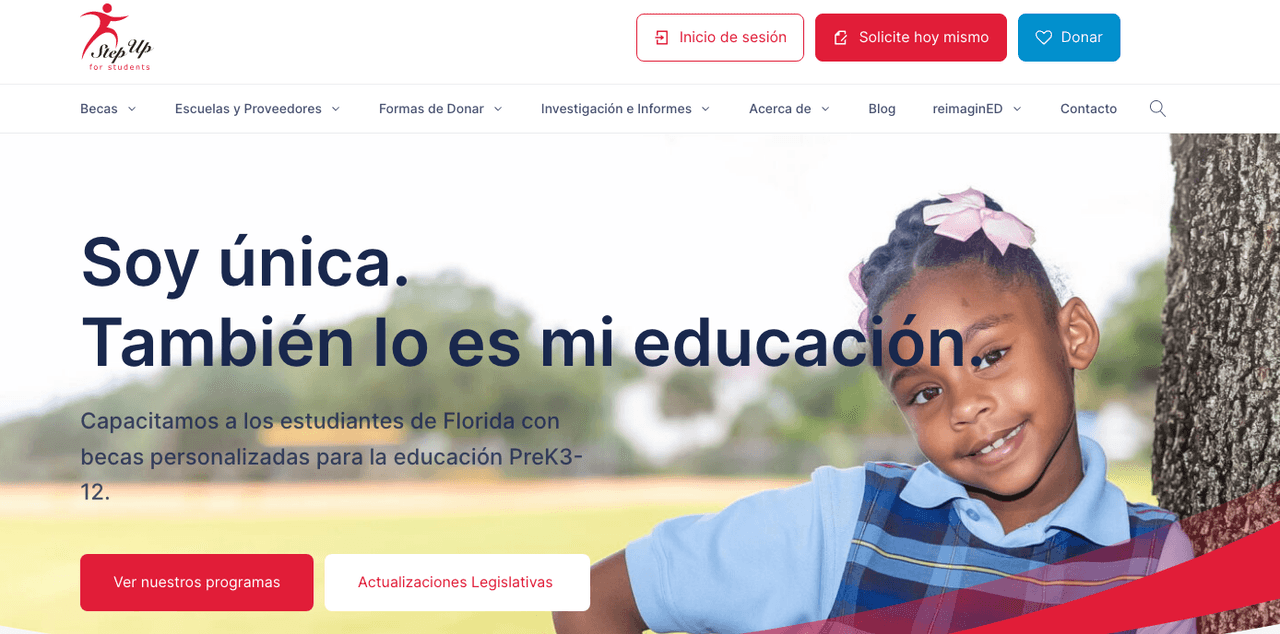 Para aplicar entra en esta página web
<a href="https://www.stepupforstudents.org/es/">https://www.stepupforstudents.org/es/</a>. Después selecciona el idioma español y haz click en inscribirse.