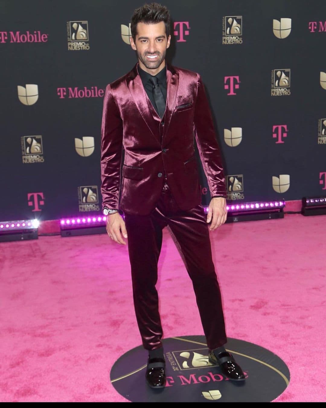 <b><a href="https://www.univision.com/temas/toni-costa">Toni Costa</a> </b>continúa recibiendo muestras de cariño
<b> </b>por parte de sus seguidores ante su
<b>reciente separación de Adamari López.</b>
<br>