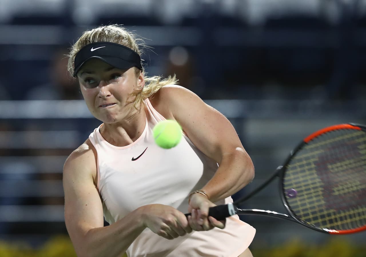 La ucraniana Elina Svitolina, primera favorita y cuarta del mundo, conquistó por segundo año consecutivo el torneo de Dubai tras imponerse en la final a la rusa Daria Kasatkina por 6-4 y 6-0.