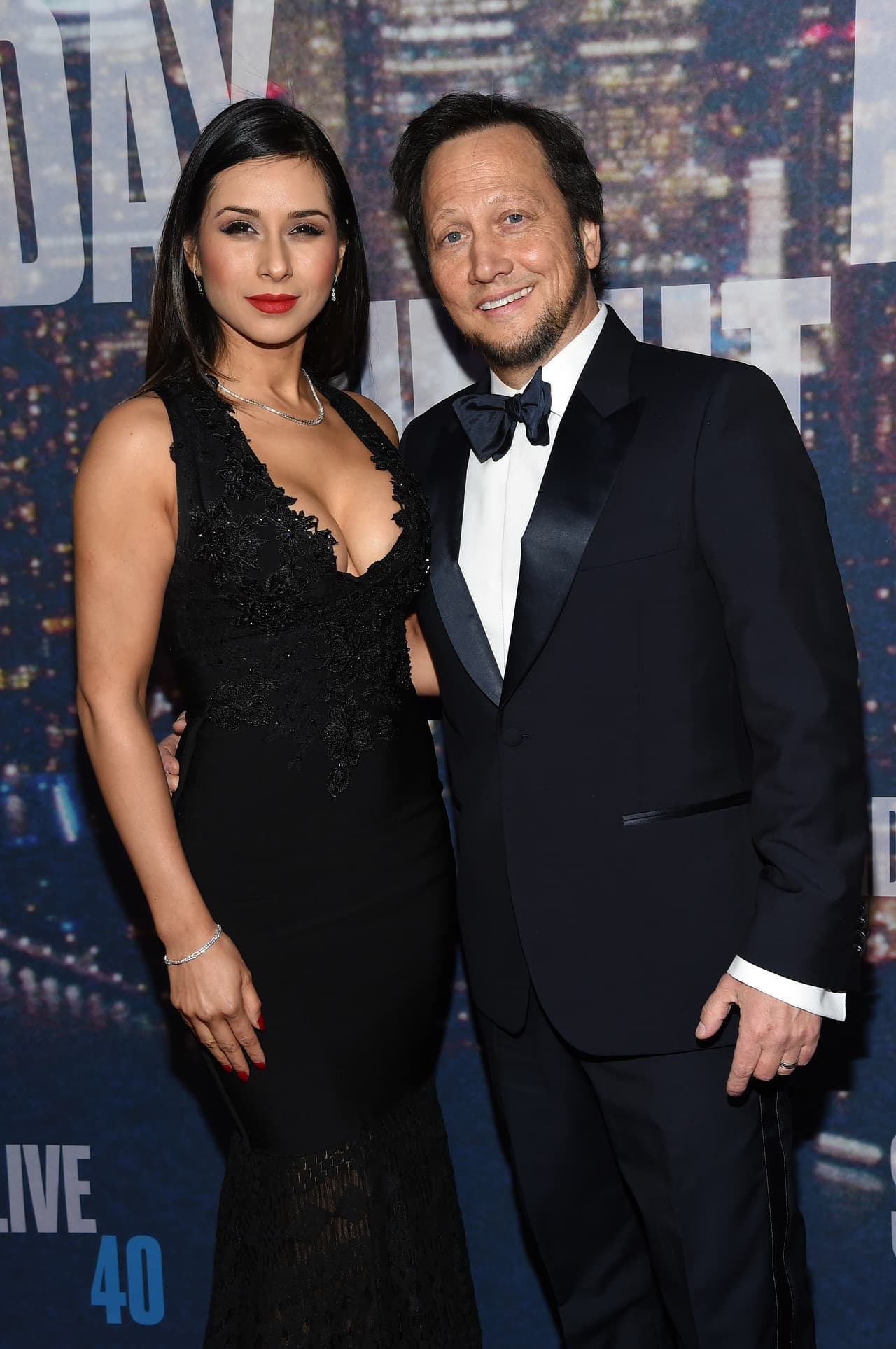 En 2011 se convirtió en esposa del comediante, y como fruto de dicho matrimonio nació Miranda Scarlett Schneider.