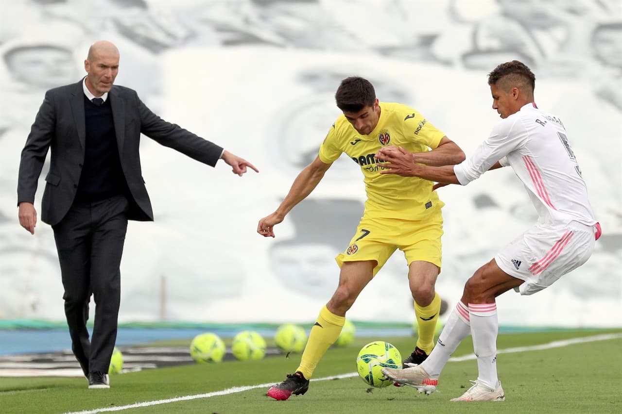 Real Madrid sufre, pero los tantos de Karim Benzema y Luka Modric le dan la remontada 2-1 a los Blancos sobre el Villarreal en los últimos minutos de juego.