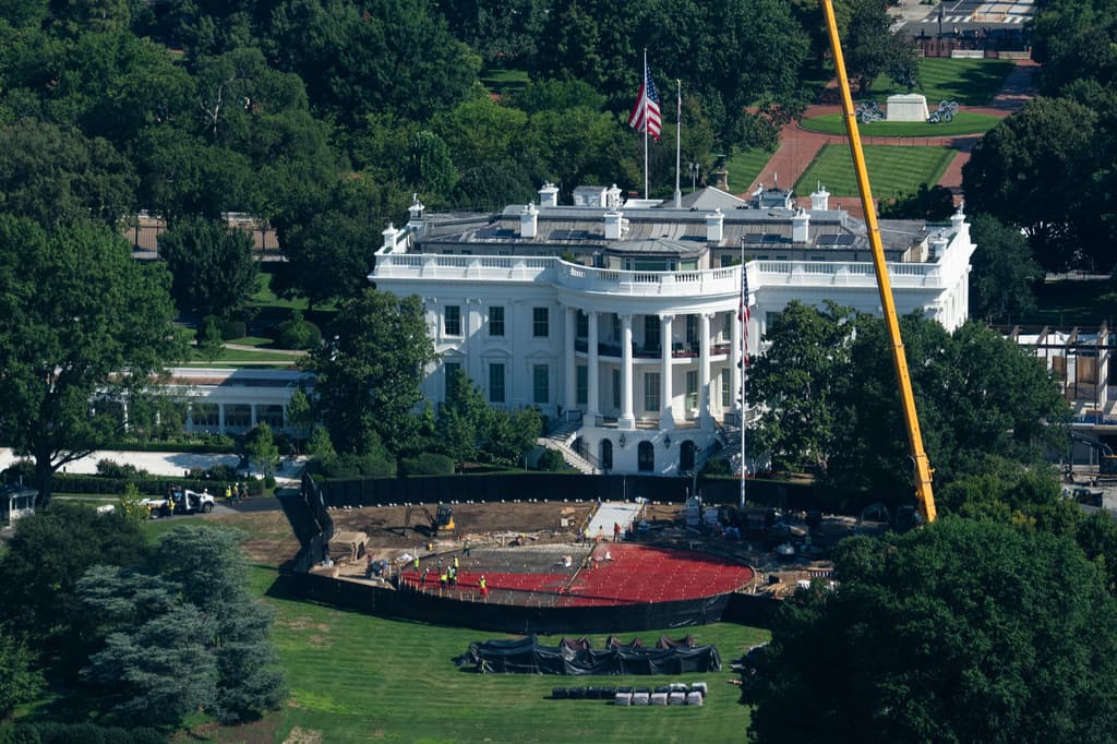 Administración Trump prevé destinar al menos 900 millones de dólares a obras en la Casa Blanca