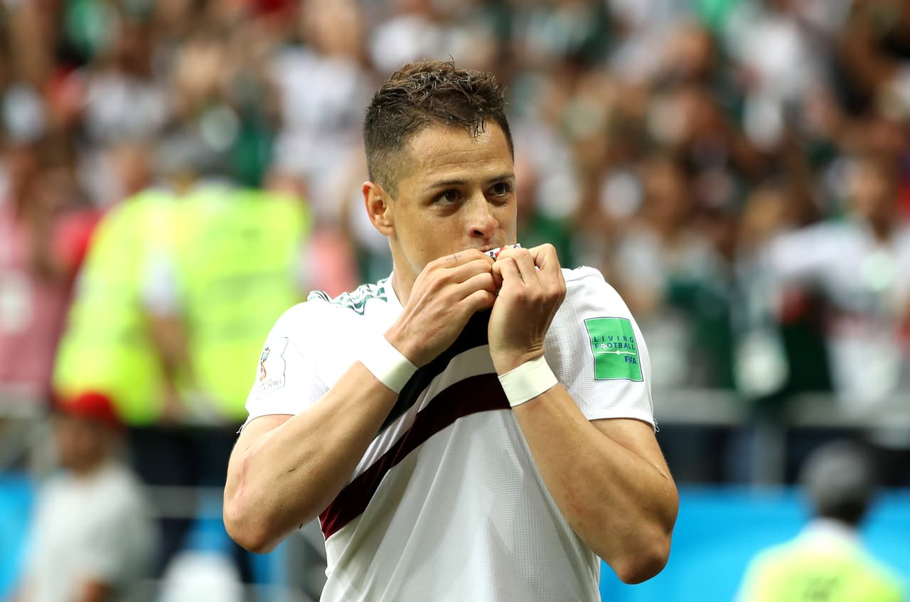 Chicharito empató a Luis Hernández como máximo goleador mexicano en mundiales