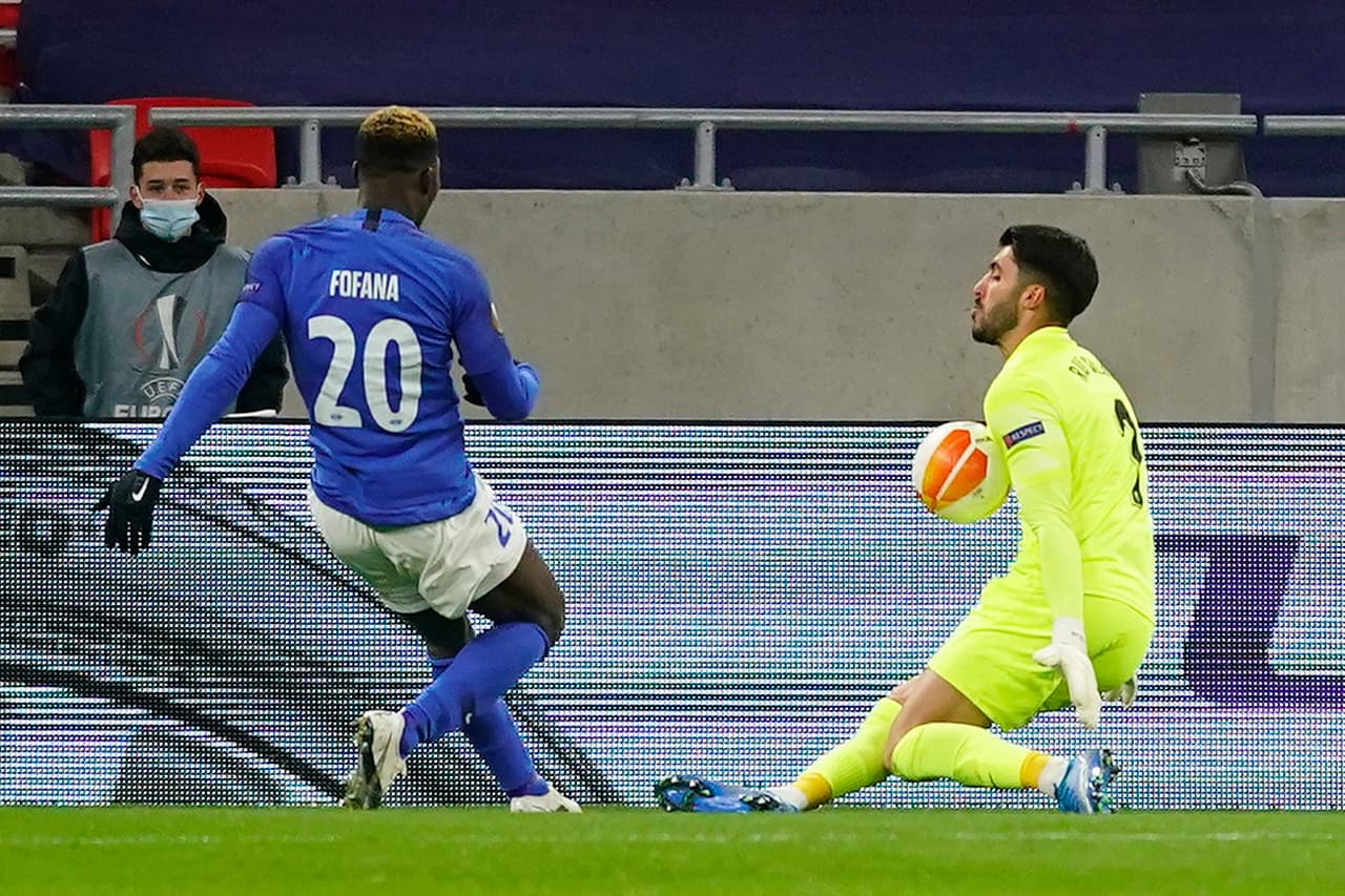 Granada cayó 2-1 en su visita al Molde, pero avanza a Cuartos tras vencer en el global 2-3.