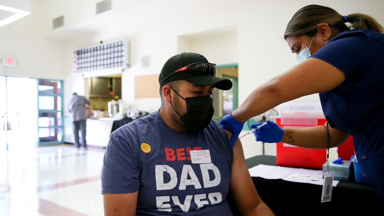 El condado Coconino habilita cada miércoles una clínica de vacunación contra el coronavirus