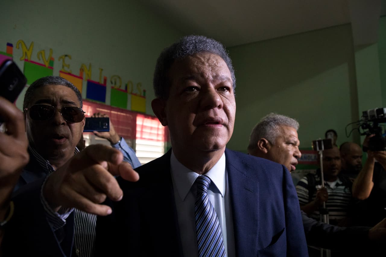 Aumentan rumores de que Leonel Fernández dejará el PLD, tras partida del diputado Henry Merán