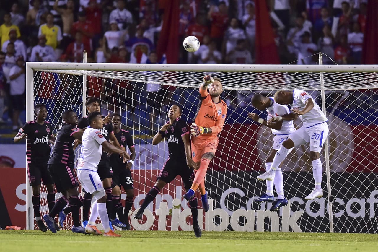 El Club Deportivo Olimpia recibió a Seattle Sounders en partido de los Octavos de Final de ida y el partido finalizó empatado 2-2.