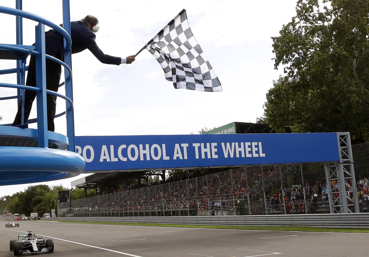 Hamilton obtuvo su sexto triunfo del año, el sexagésimo octavo en F1, al ganar por delante de los finlandeses Kimi Raikkonen (Ferrari) y Valtteri Bottas (Mercedes).