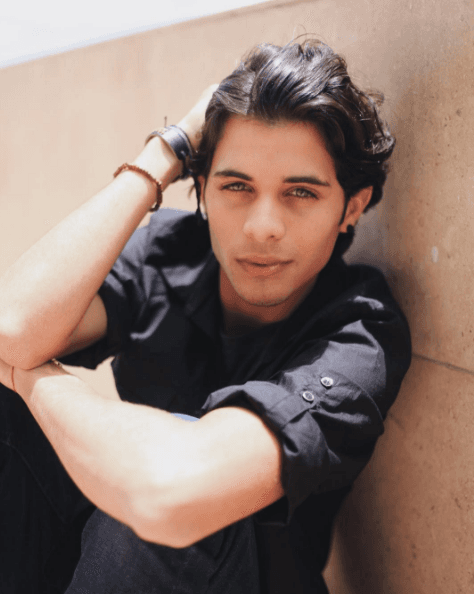 Laura Pausini le dio la gran noticia de ser uno de los 12 finalistas pero aseguró que debía dejar a un lado su tímidez.