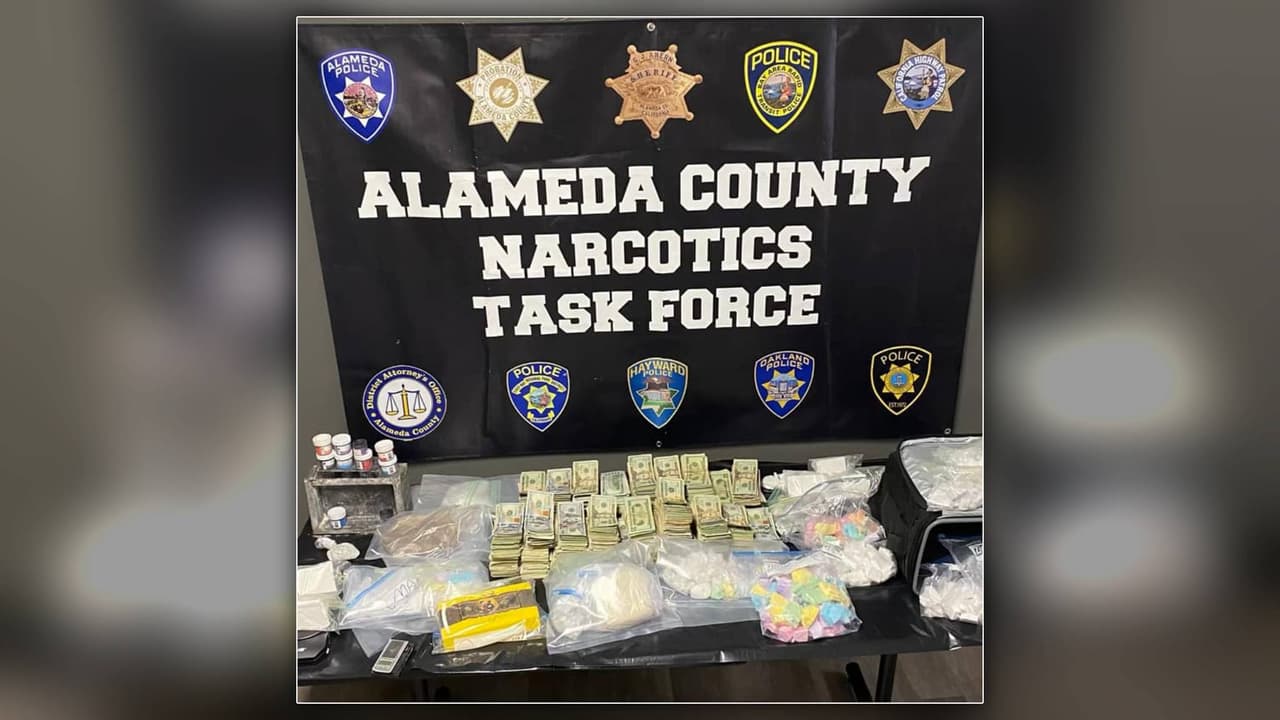 Decomisan heroína, fentanilo y $130,000 de automóvil estacionado en una preparatoria de Oakland