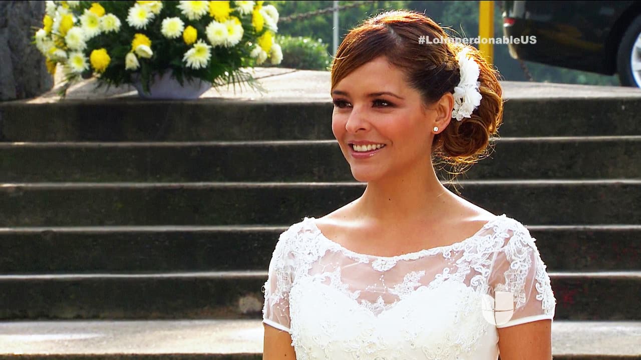 Mira su sonrisa, está feliz con sus maldades.