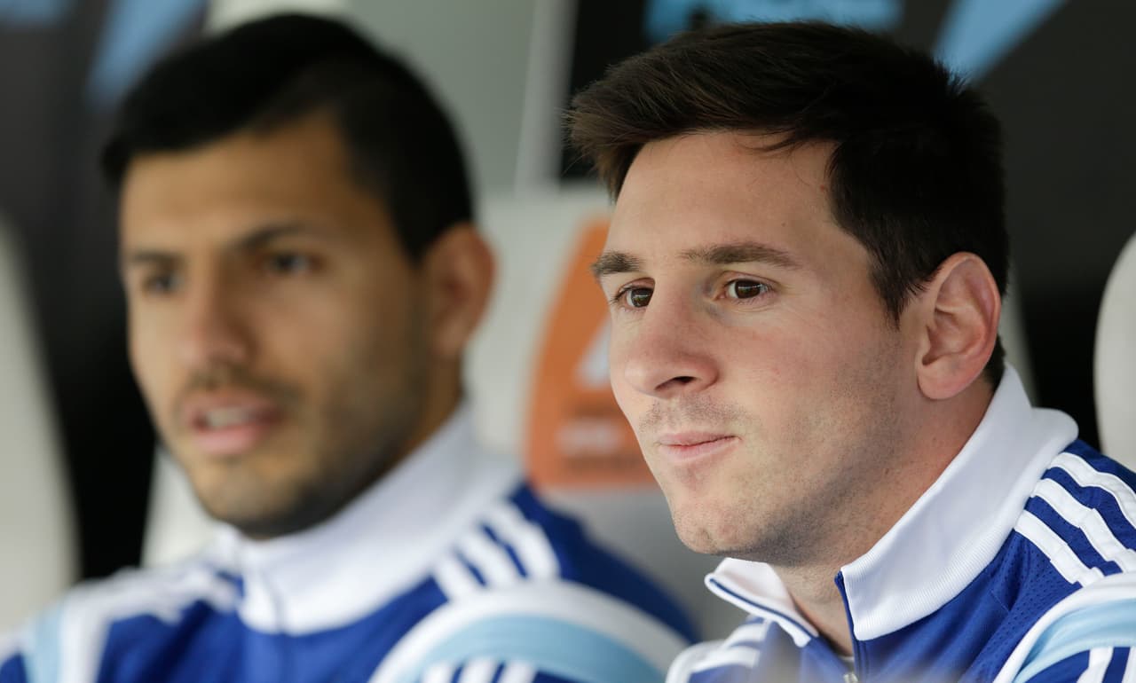 Hoy son muy unidos, platican seguido, bromean entre ellos y se tienen mucha confianza, misma que se ha forjado en una relación de amistad de 15 años.