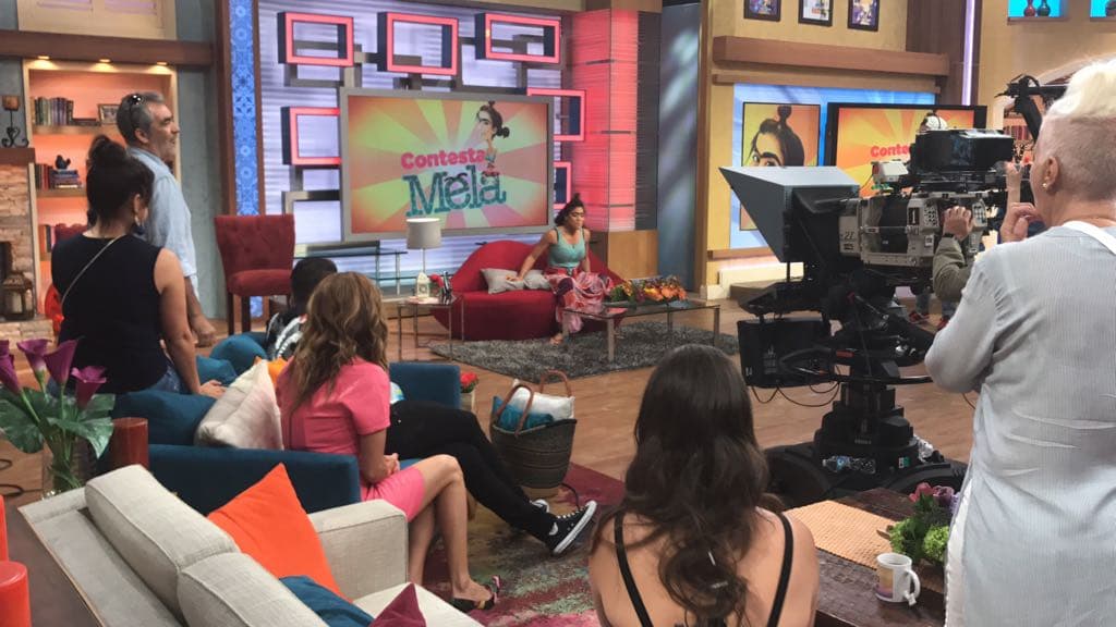 La producción completa estaba en primera fila para contemplar el talento de Mela la Melaza.