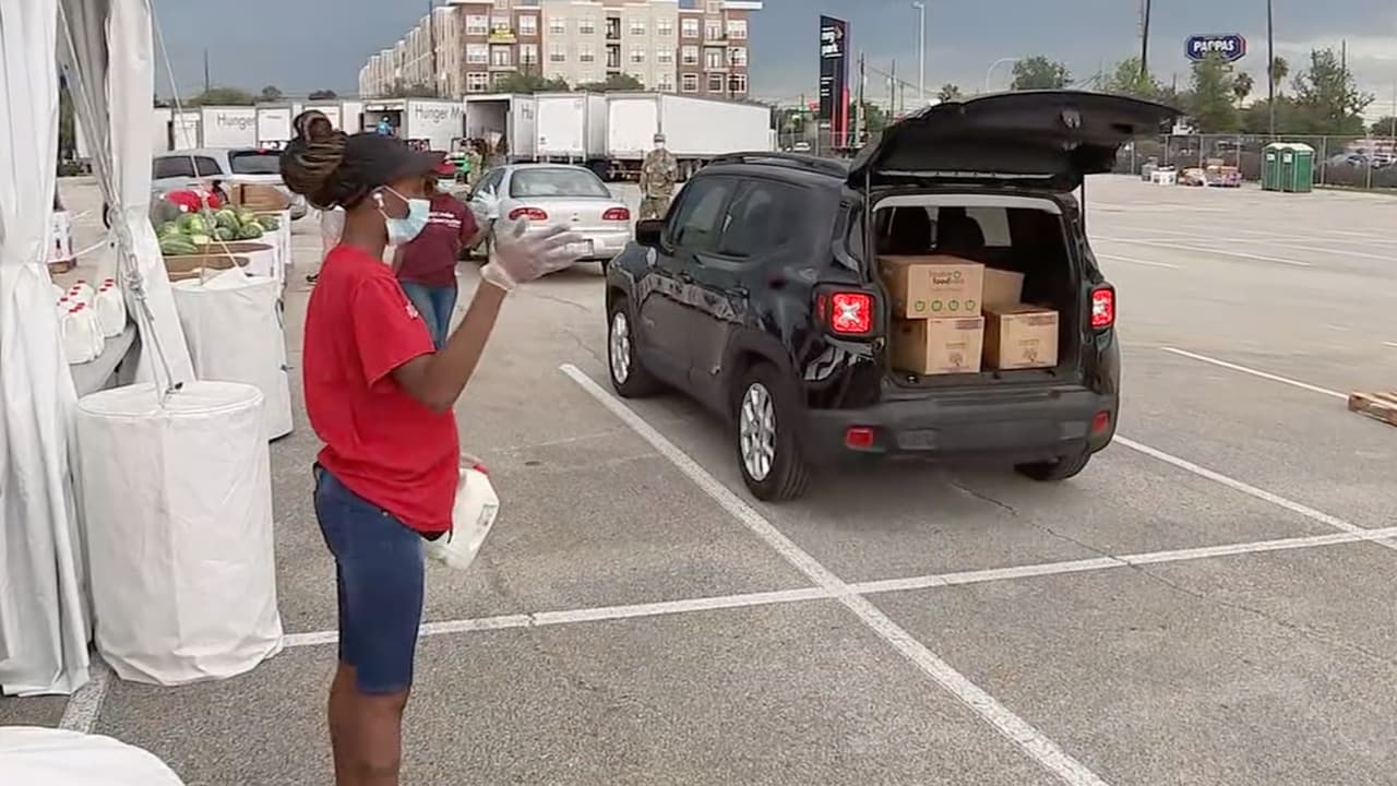 HISD abrirá 12 centros para distribuir alimentos desde el lunes 20 de julio