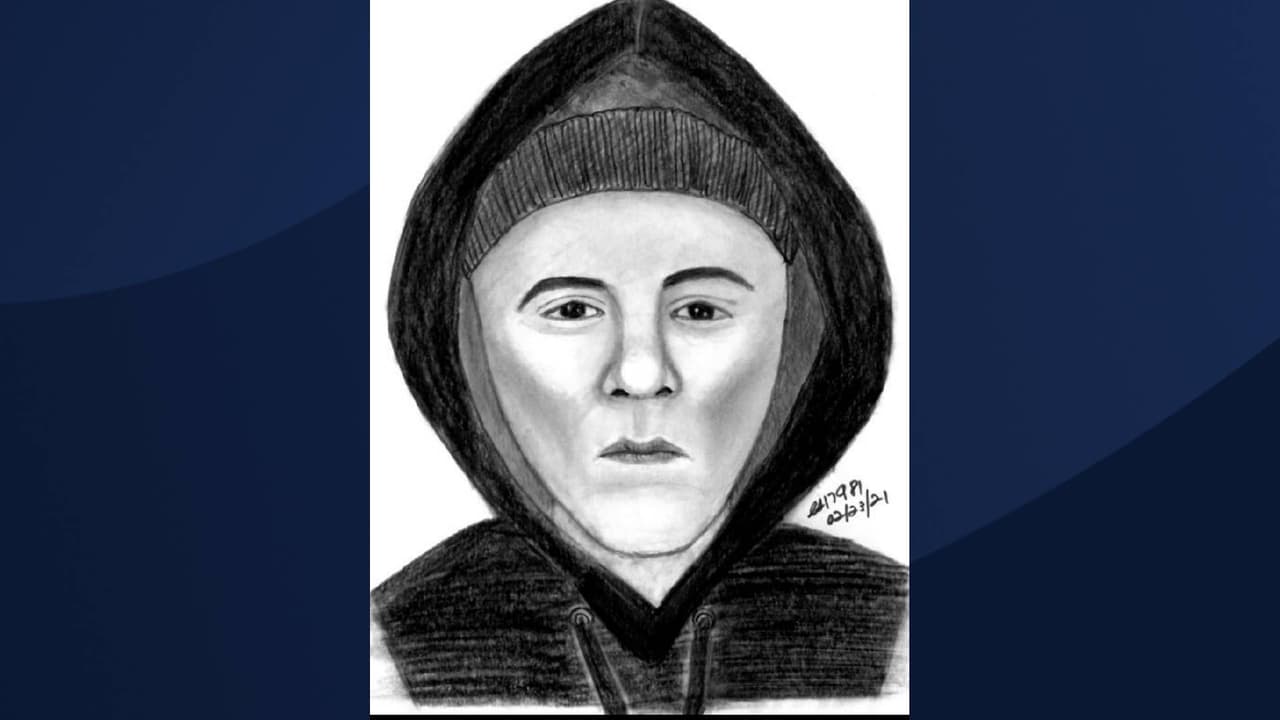 De acuerdo con las autoridades, hay varios sospechosos en este caso de homicidio. "Se vio a tres sospechosos huyendo del área. Dos de los sospechosos no han sido identificados", se lee en un comunicado. La policía solo tiene una descripción de uno de ellos. El hombre del retrato se cree que es un joven hispano con ojos café oscuro.