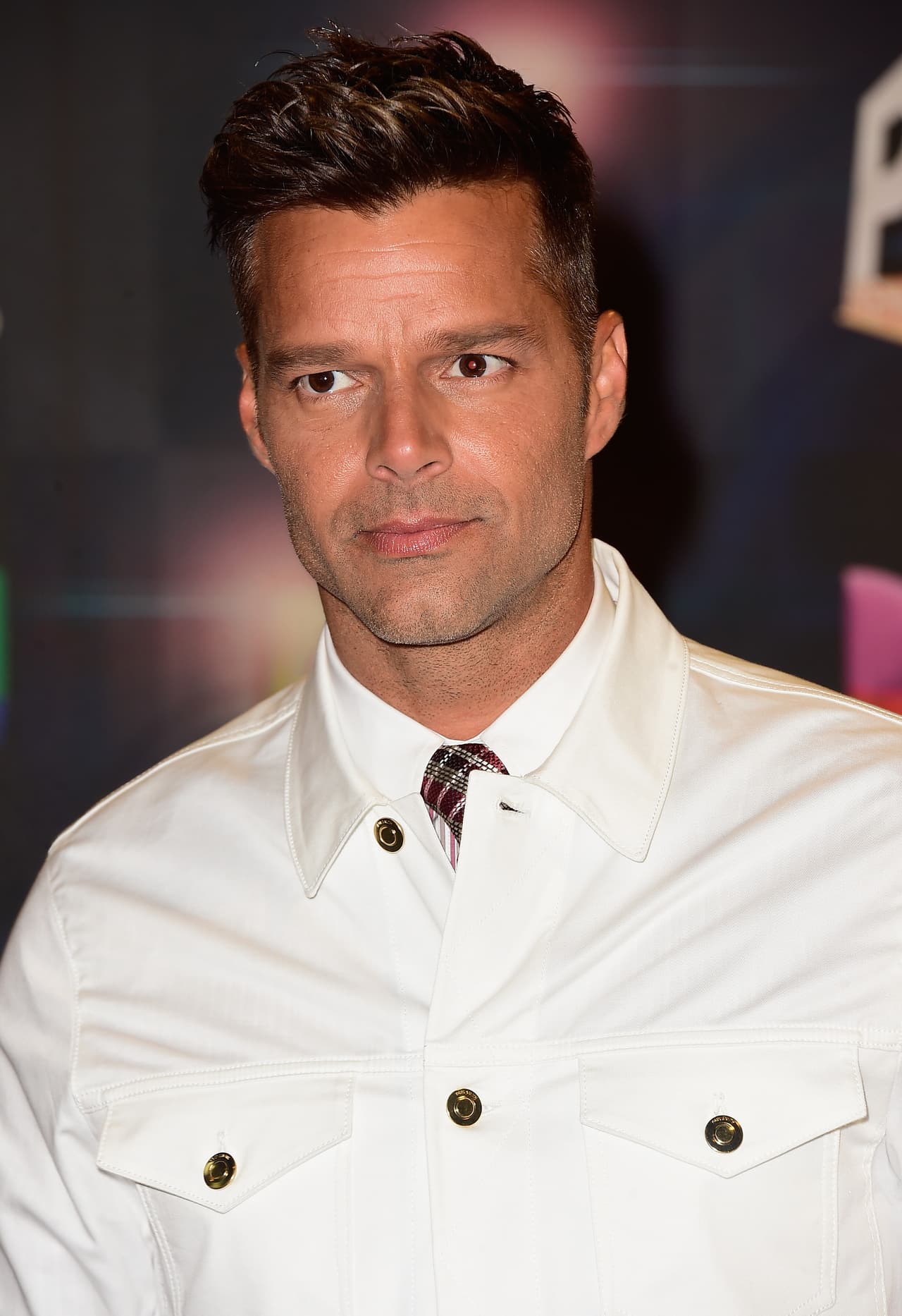 RICKY MARTIN. "Leyenda que vuela. #ripbowie."