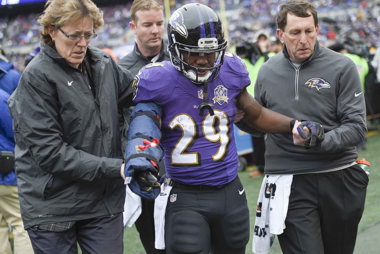 Justin Forsett se rompió el brazo derecho en el juego contra los St. Louis Rams