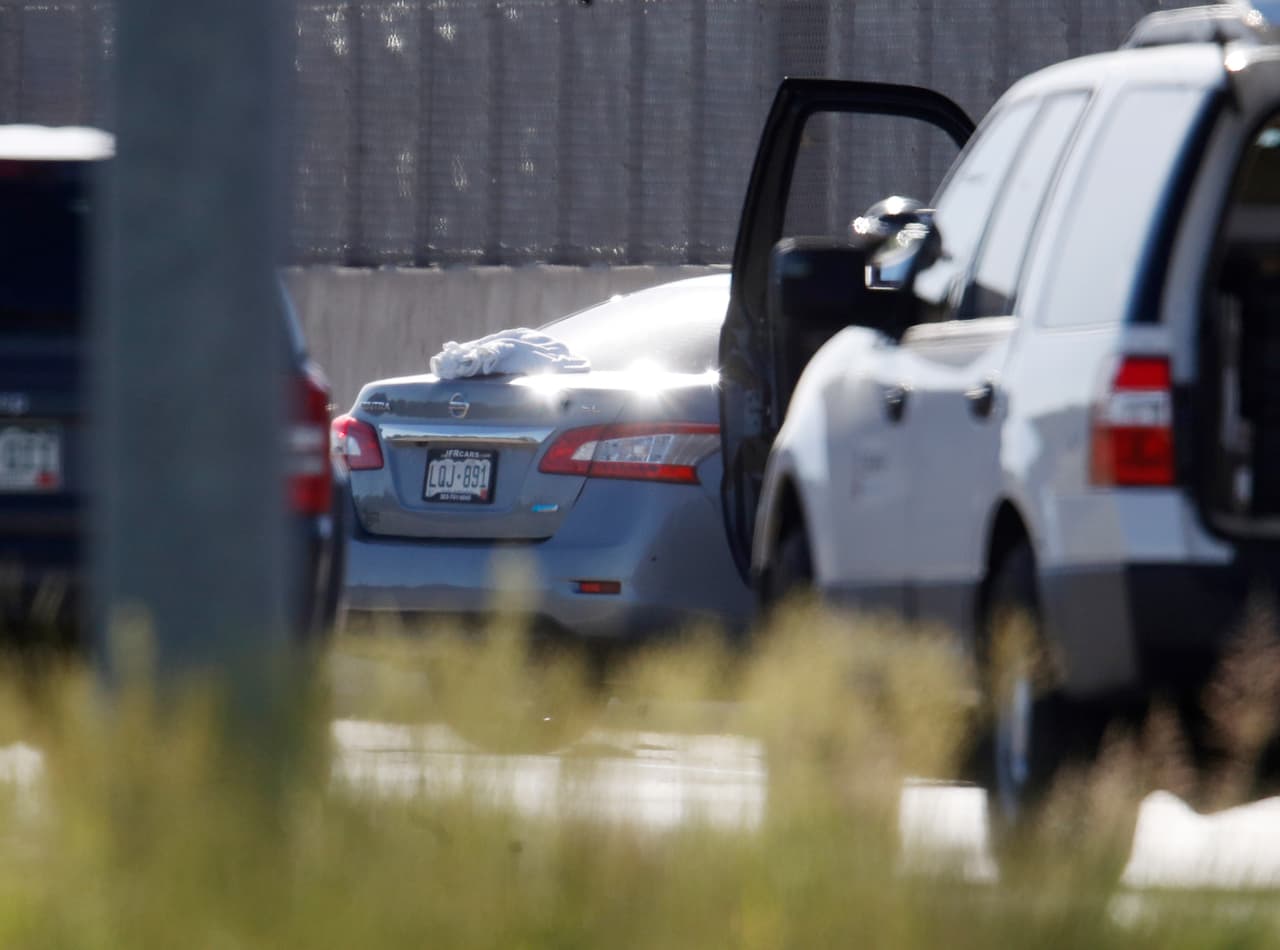 El conductor y la víctima fueron transportados a los hospitale. Según el vocero de la policía de Denver, Sonny Jackson, la víctima fue declarada muerta y el conductor fue tratado y dado de alta del hospital.