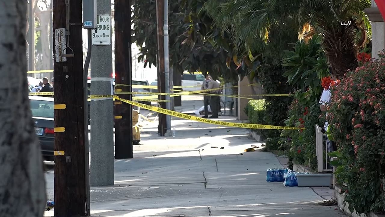 Mueren dos policías tras tiroteo mientras respondían a una emergencia en El Monte