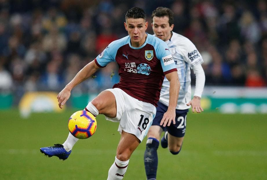 <b>Ashley Westwood (Burnely)</b>
<br>Posición: Mediocampista
<br>Edad: 30
<br>Valor actual: 5.50 MDE