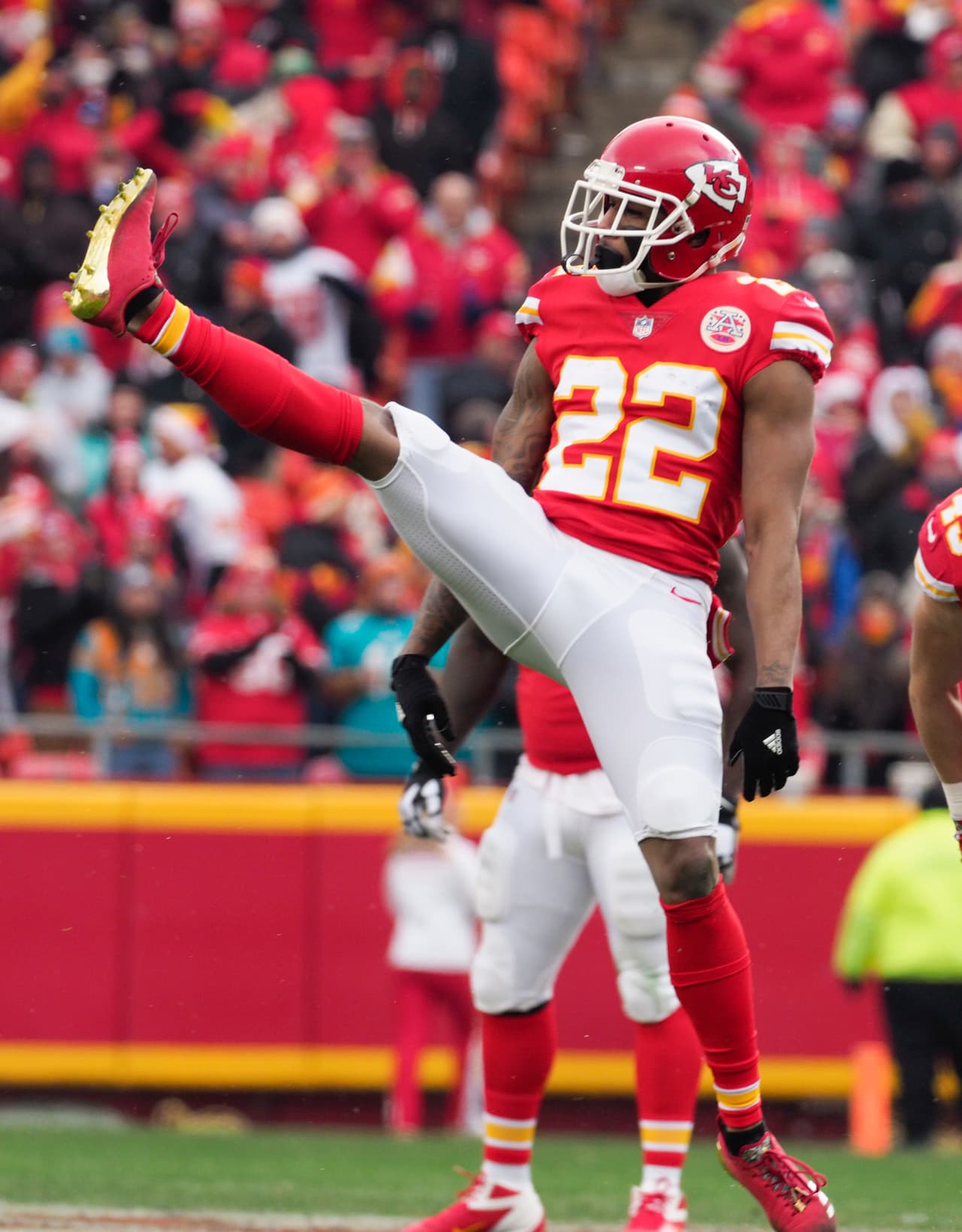 CB Marcus Peters: El exesquinero de los Chiefs formará una dupla poderosa con Talib en los LA Rams.