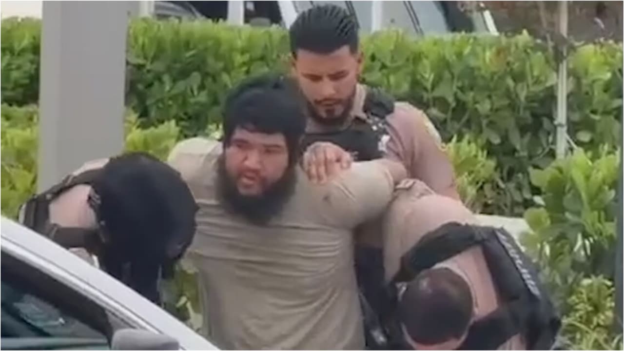 Hombre que causó pánico disparando en el aeropuerto de Miami no tiene hogar: esto se sabe