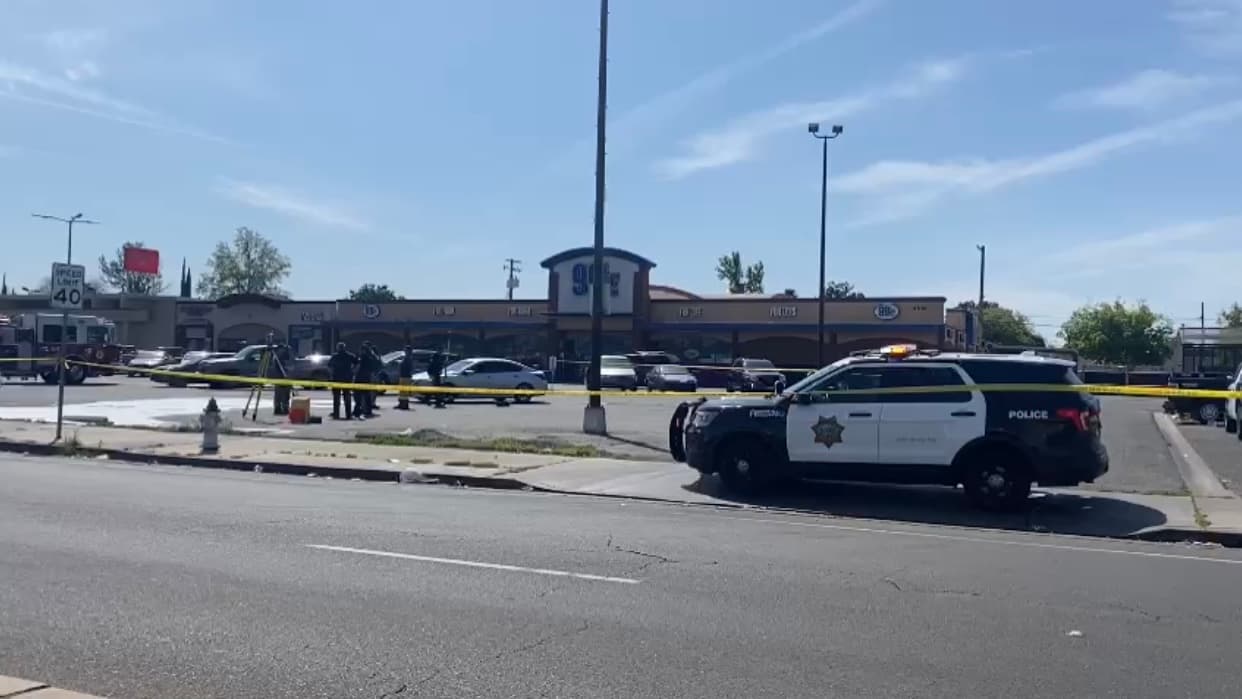 Mujer indigente muere atropellada en el centro de Fresno