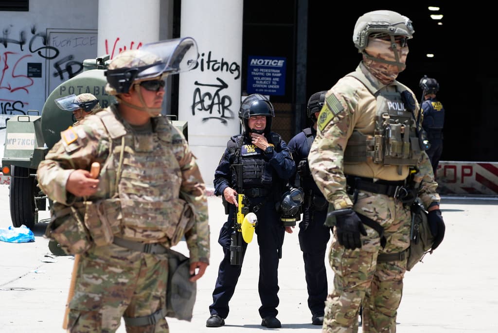 Departamento de Seguridad Nacional reporta más de 10,000 detenciones de inmigrantes en Los Ángeles