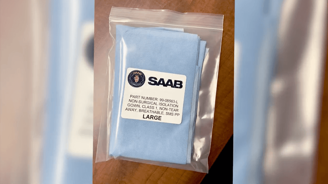 Empresa que fabrica productos de camuflaje crea batas para médicos durante la pandemia del coronavirus