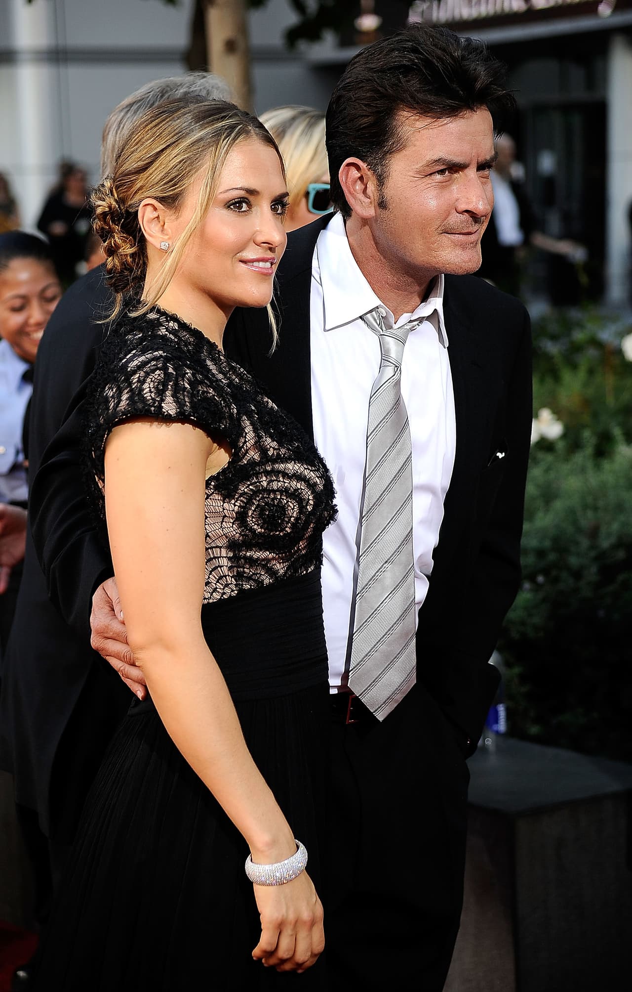 La pareja tuvo dos hijos, los gemelos Bob Sheen y Max Sheen.