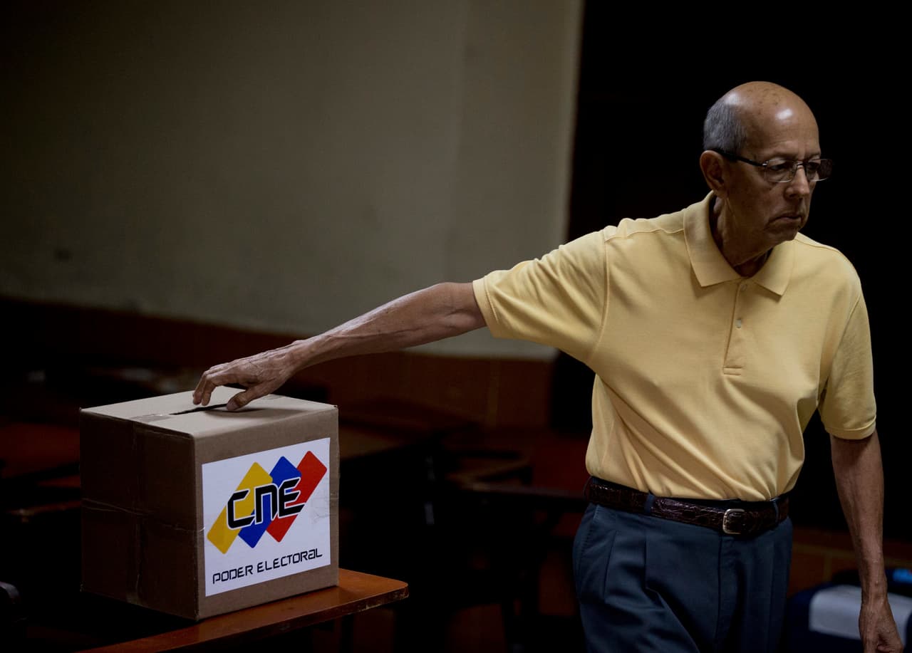 El chavismo gana en casi toda Venezuela en unas elecciones municipales sin oposición y sin garantías