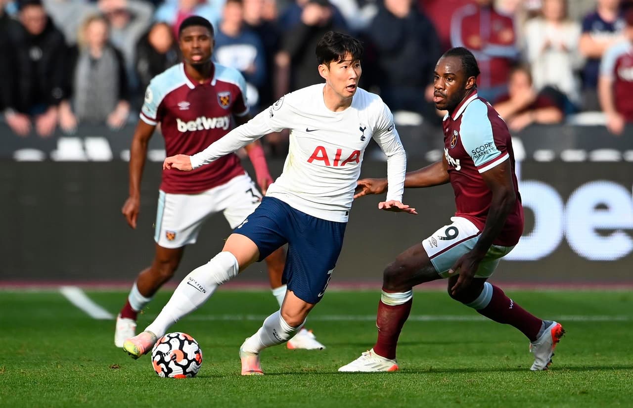 West Ham United derrota al Tottenham Hotspur por la mínima en la Premier League. Michail Antonio anot´´o durante la segunda mitad (72') para darle el triunfo a los 'Hammers' durante la novena fecha.
