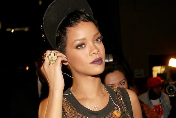 Cuenta que llegó un punto donde pensaba que merecía los malos tratos y pensó: "Oh! Fui una estúpida al pensar que estaba hecho para esto'. A veces sólo debes dar un paso hacia el costado".