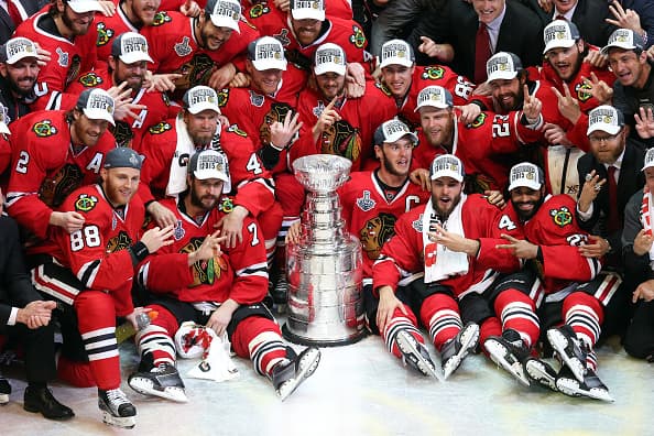 Chicago Blackhawks se alzan con la Stanley Cup