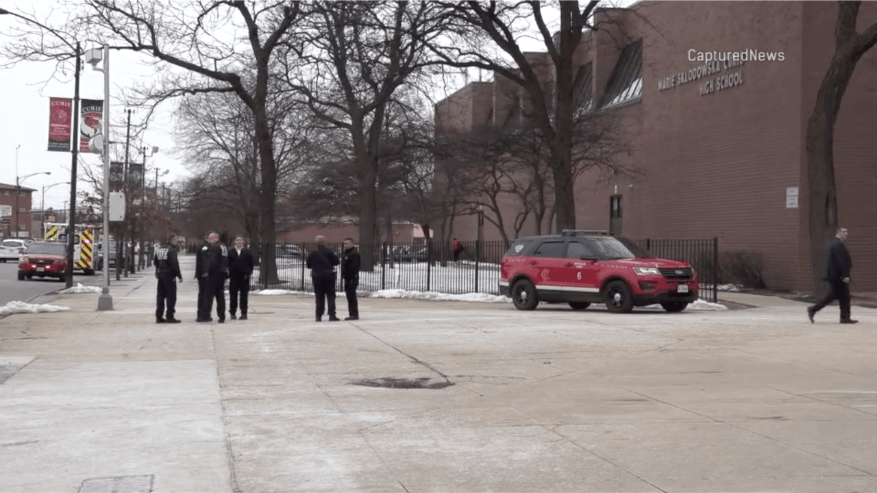 Tres estudiantes de secundaria Curie son hospitalizados por intoxicación, según reportes